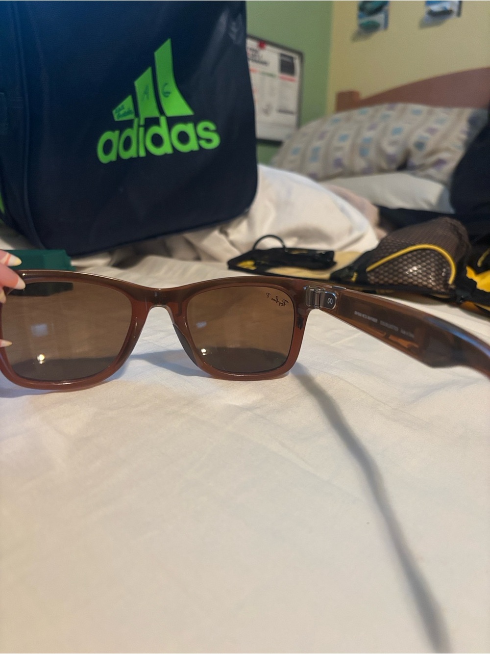 Ray-Bans sunglasses - Picture 3 of 3